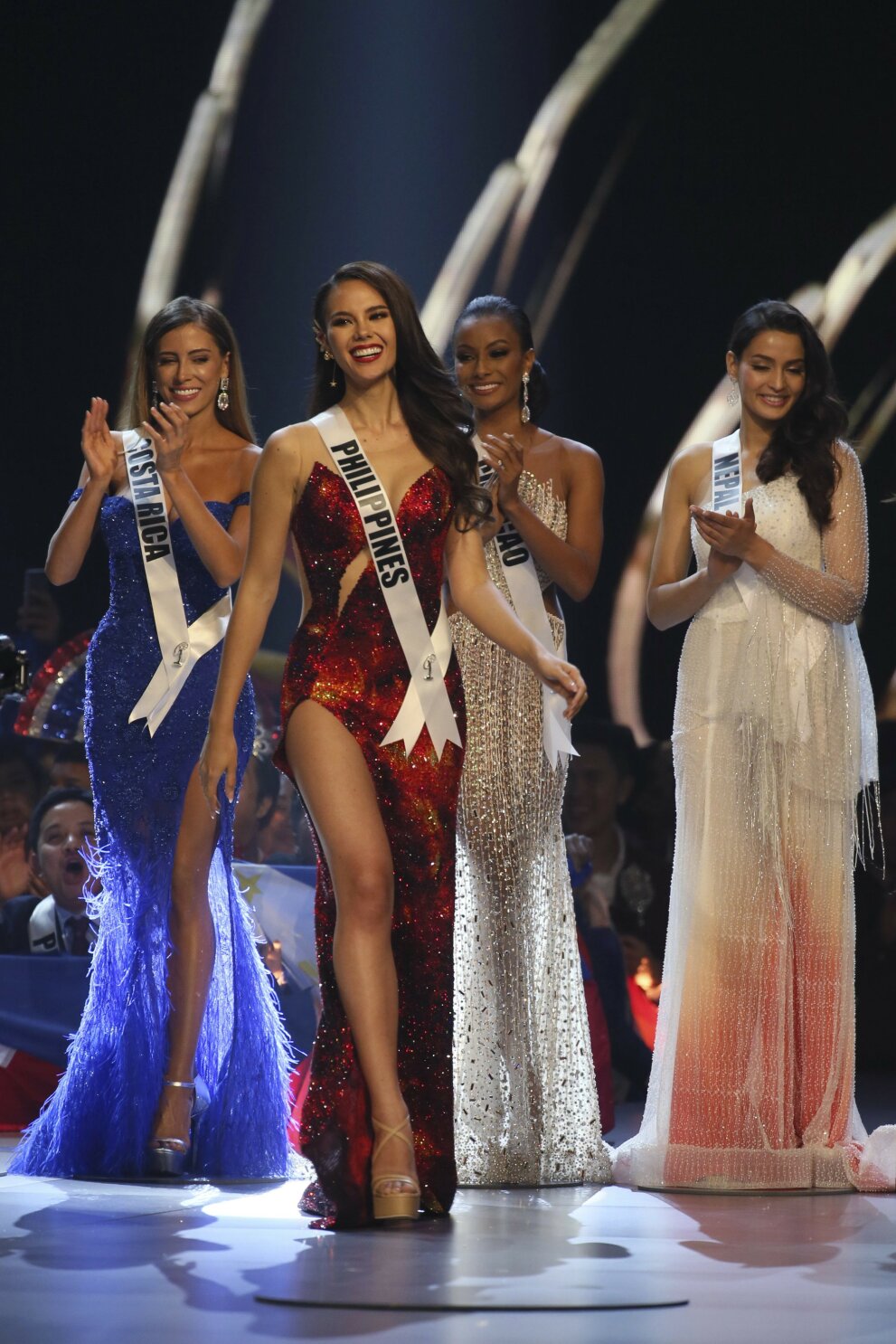 Catriona gray gown for miss universe 2018 outlet